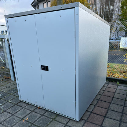 Elektromobilgarage grau